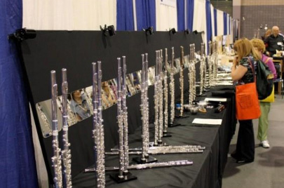 Women looking at flutes